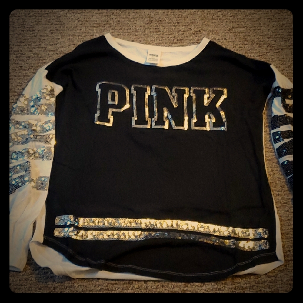 PINK VS LS Top Black w\ White
